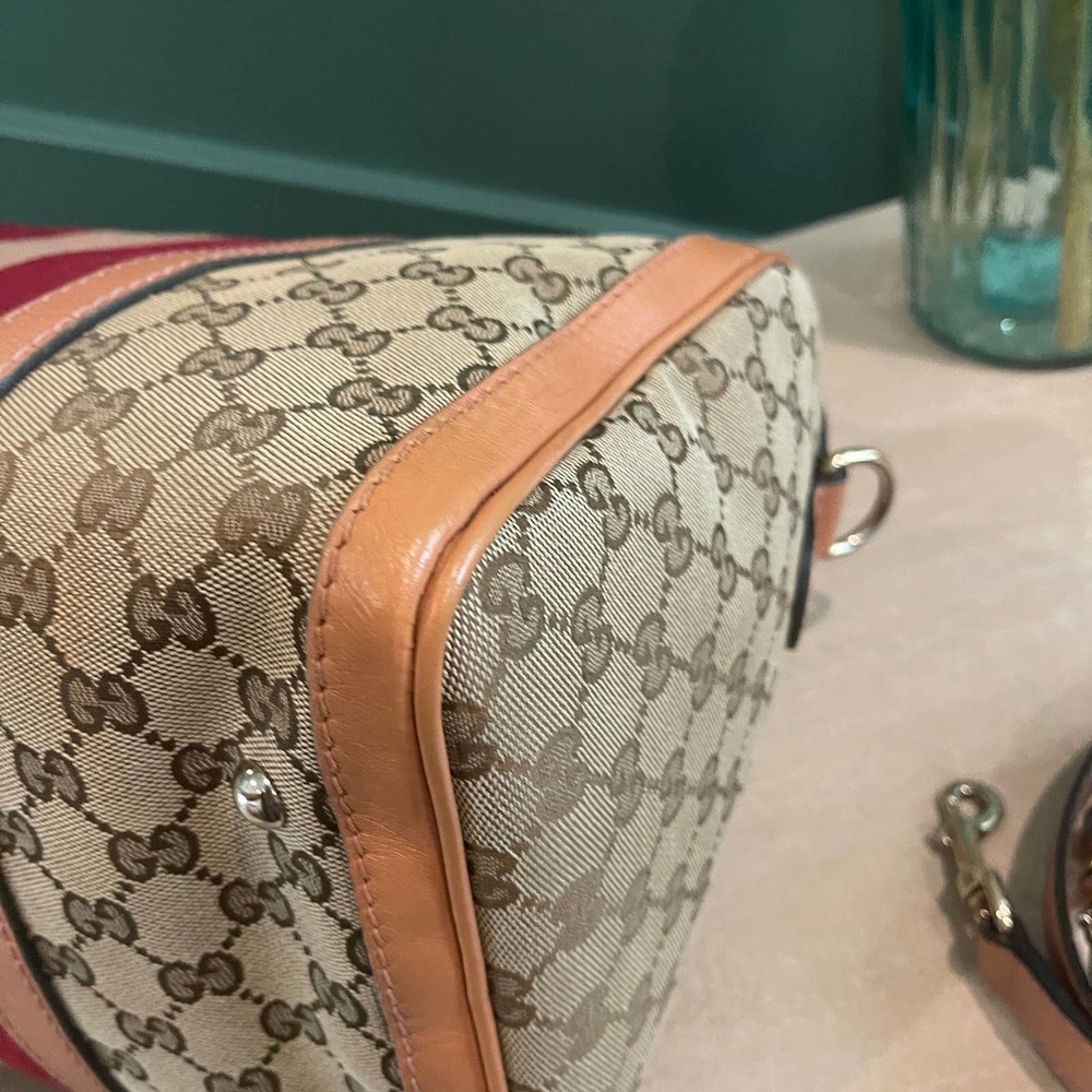 Gucci Boston GG Supreme Canvas Tan Red Crossbody - Picture 5 of 16